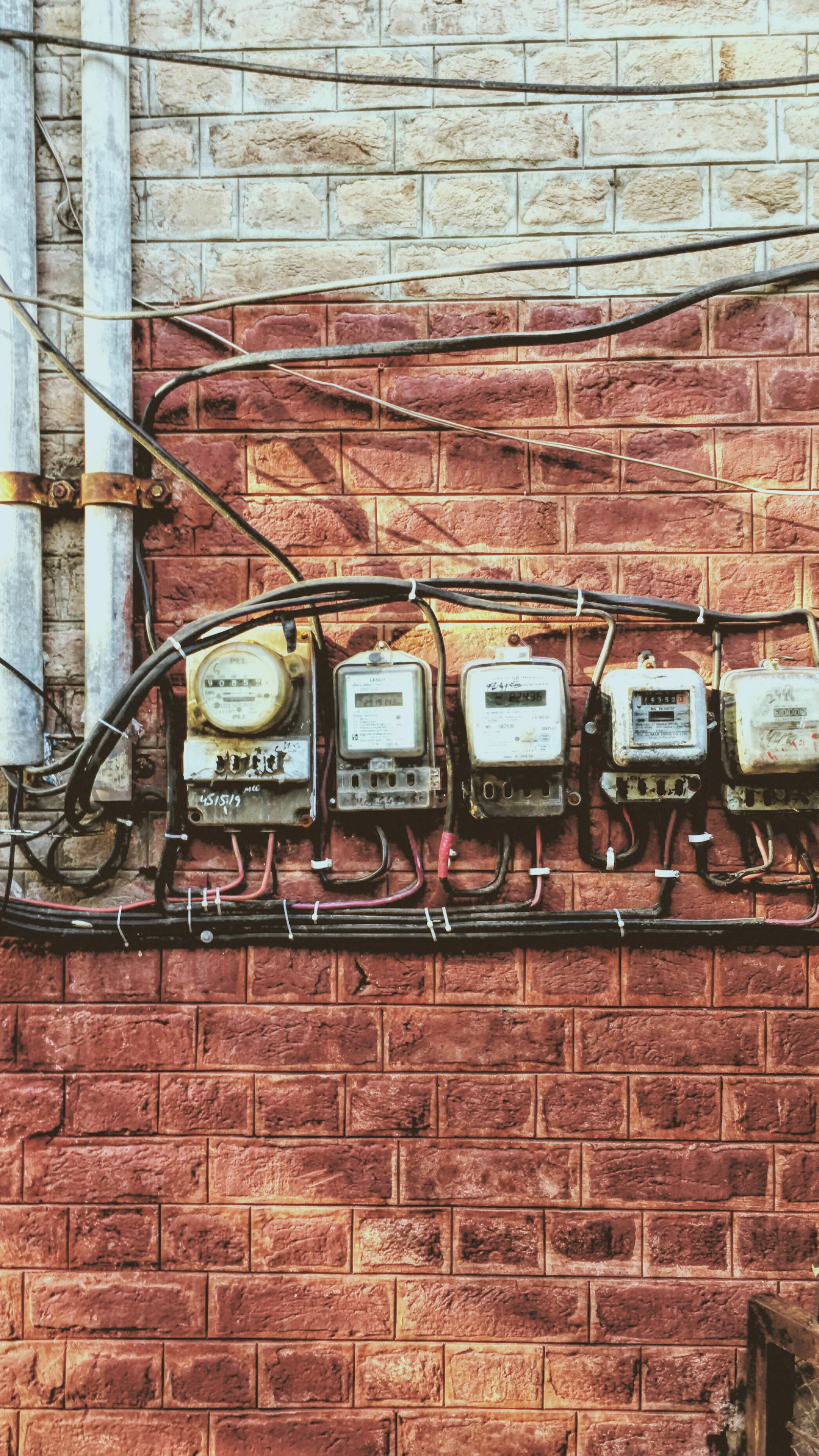 Does the payment date or the installation date control?